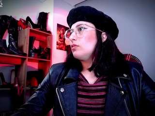 Mistress Scarlett Sen