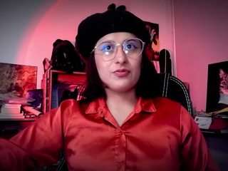 scarlettsen Live Webcam on CamSoda