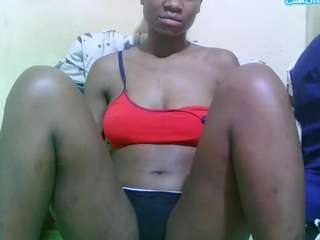 Young Adult, Teen 18, Normal,  Camiqa – Free Live Video Chat with Strangers Online