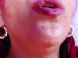 Gatuwildx live webcam show