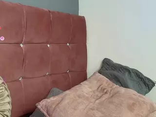 emmely's Live Sex Cam Show