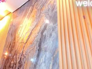 ella-harper's CamSoda show and profile