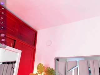 lannajhonson Live Webcam on CamSoda