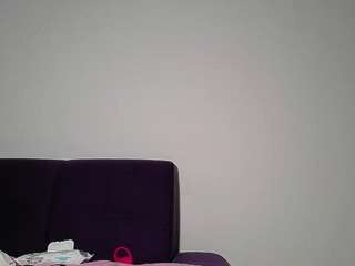 miakalifacreche Live Webcam on CamSoda