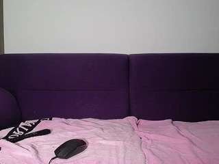 miakalifacreche Live Webcam on CamSoda