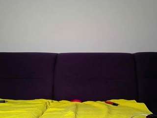 miakalifacreche webcam