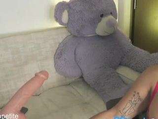 Live webcam model valery-dupont on Soda Cams