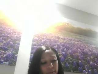aquaawett's live room