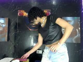 emma-michaelss live cam