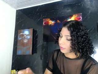 emma-michaelss's live room