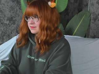 nelly-collins from CamSoda is Freechat