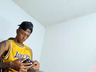 YeremiBrowm's Live Sex Cam Show