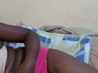 just-lela live cam profile