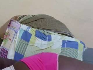 just-lela live cam profile