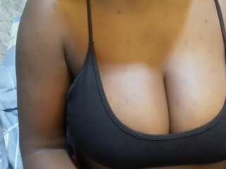 just-lela Live Webcam on CamSoda