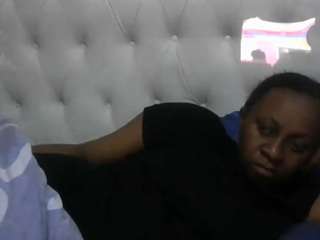 prettybrownie Live Webcam on CamSoda