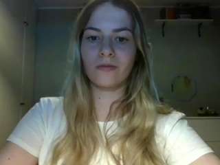 rosiejune Live Webcam on CamSoda