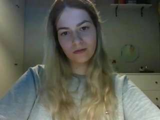 rosiejune webcam model