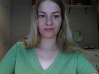 rosiejune webcam