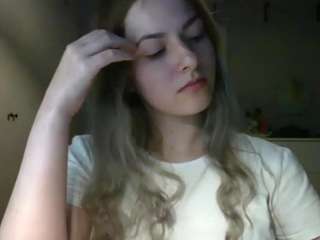 rosiejune webcam model