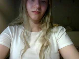 rosiejune Live Webcam on CamSoda