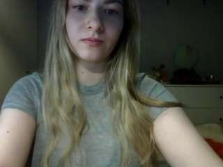 rosiejune Live Webcam on CamSoda