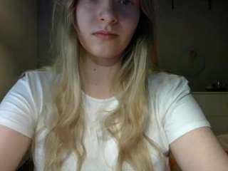 rosiejune Profile Image