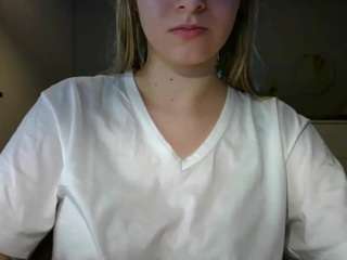 rosiejune Live Webcam on CamSoda