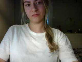 rosiejune Live Webcam on CamSoda