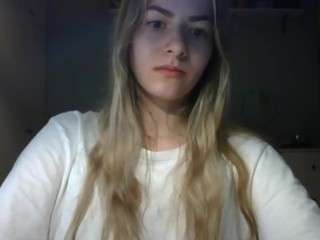 rosiejune Live Webcam on CamSoda