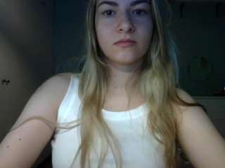 rosiejune Live Webcam on CamSoda