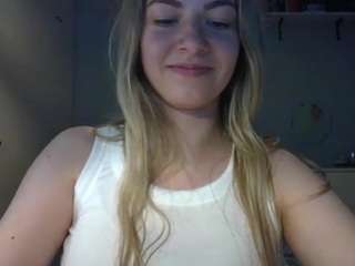 rosiejune webcam