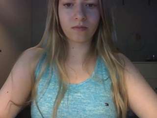 rosiejune Live Webcam on CamSoda