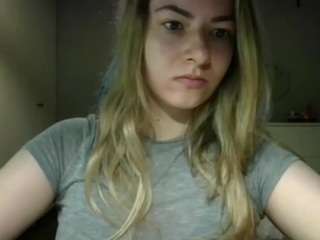 rosiejune live profile