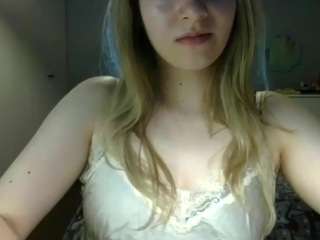 RosieJune live cam preview