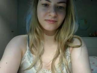 RosieJune live cam preview