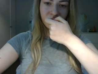 RosieJune live cam preview