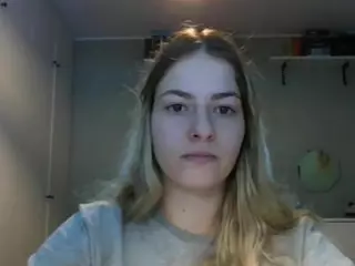 RosieJune's Live Sex Cam Show