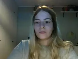 RosieJune's Live Sex Cam Show