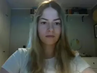 RosieJune's Live Sex Cam Show