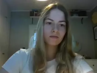 RosieJune's Live Sex Cam Show