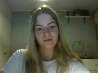 RosieJune's Live Sex Cam Show