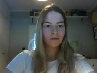 RosieJune's Live Sex Cam Show