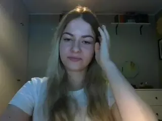 RosieJune's Live Sex Cam Show