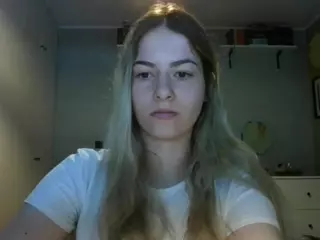 RosieJune's Live Sex Cam Show