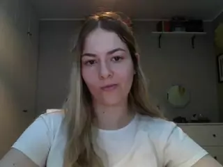 RosieJune's Live Sex Cam Show