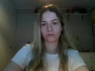 RosieJune's Live Sex Cam Show