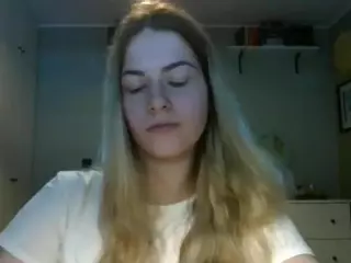 RosieJune's Live Sex Cam Show