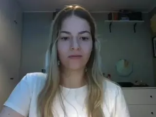 RosieJune's Live Sex Cam Show