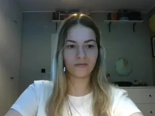 RosieJune's Live Sex Cam Show